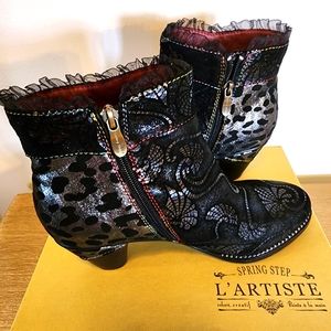 L'artiste Dessa Bootie